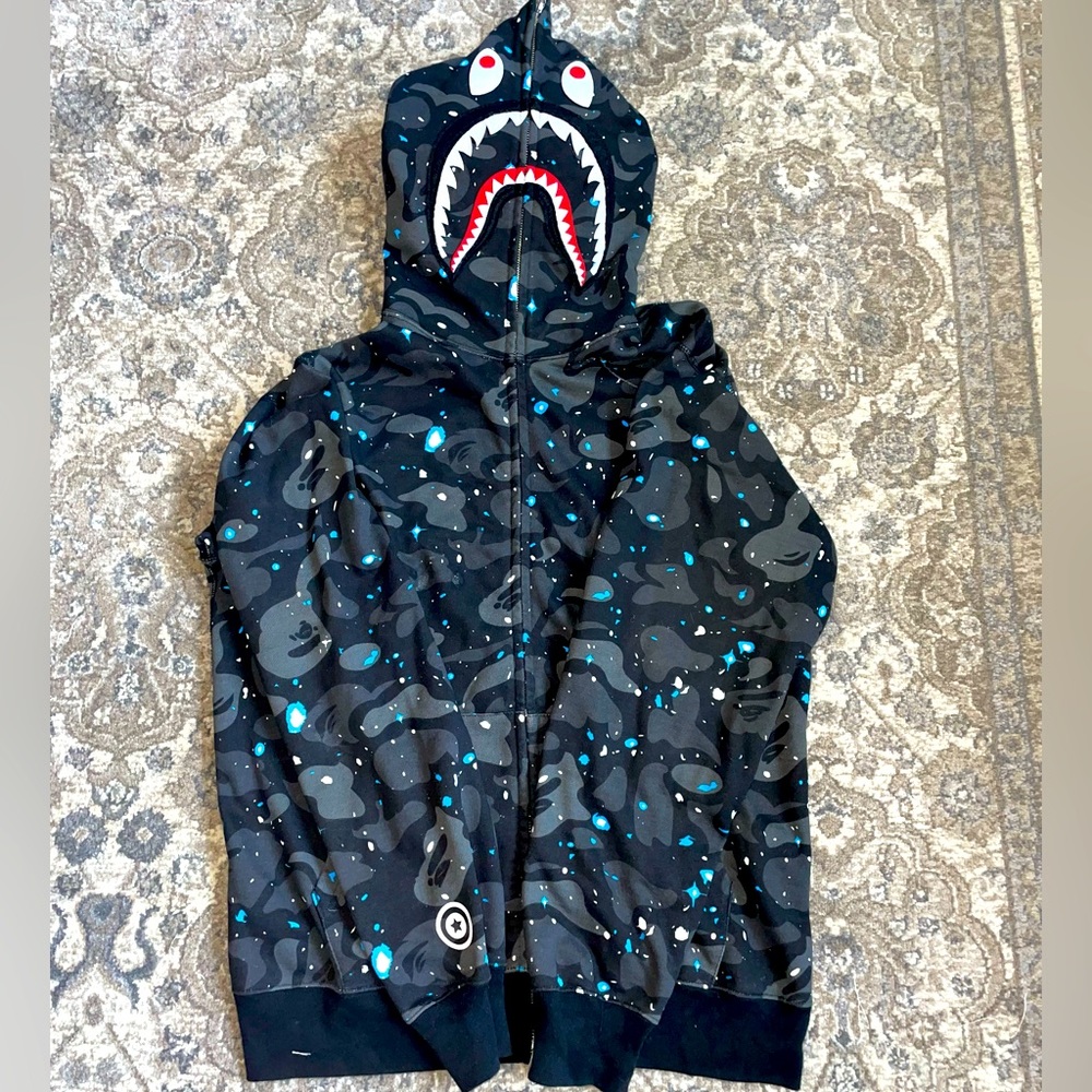 BAPE Space Camo GLOW IN THE DARK Shark Full Zip Double Hoodie Size M  (NWT)